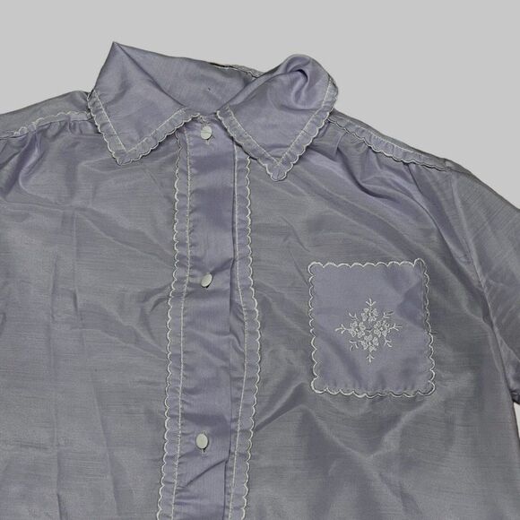 "Handmade" Other - Vintage Women’s Lightweight Light Purple Lavender Long Sleeve Nightgown Medium